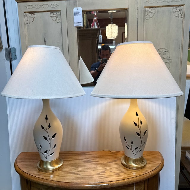 Late 20th Century Late 20th Century French Country Countryside Leaf Motif Ceramic Table Lamps, Pair For Sale - Image 5 of 12