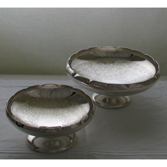 Metal 1970s New Silve Round Shaped Fruit & Sweet Dish, Embossed by Barker Ellis for I. Freeman & Sons For Sale - Image 7 of 17