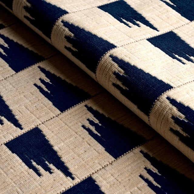 Schumacher Sample - Schumacher X David Kaihoi Tutsi Fabric in Blue For Sale - Image 4 of 4