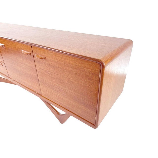 Mid-Century Modern Sideboard by Val Rossi for Beithcraft, 1960s For Sale - Image 9 of 11