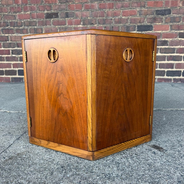 Mid-Century Modern Lane Hexagonal Walnut Storage End Table For Sale - Image 3 of 12