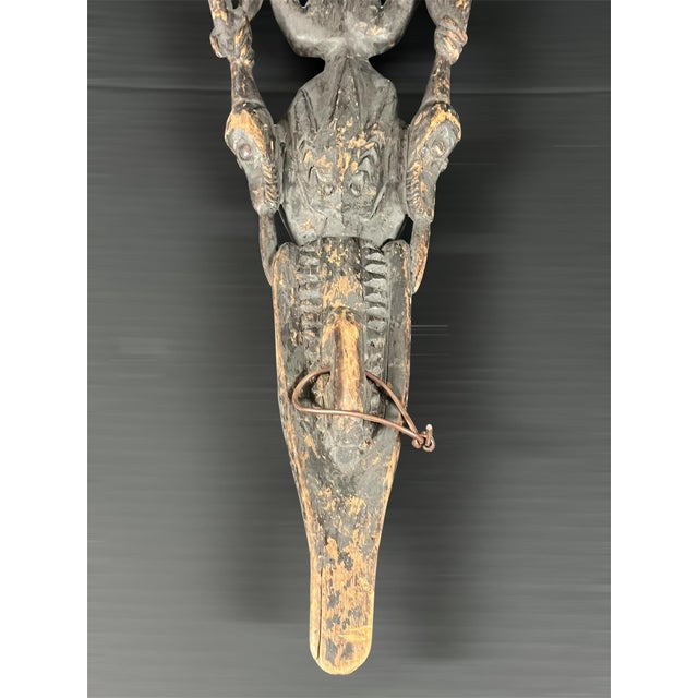 Wood Mid 20th Century Papua New Guinea Middle Sepik Region Ceremonial Suspension Food Hook For Sale - Image 7 of 10