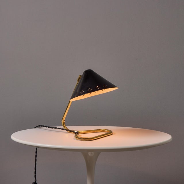 Metal 1950s Erik Warna 'Gk14' Black and Brass Perforated Shade Table Lamp For Sale - Image 7 of 18