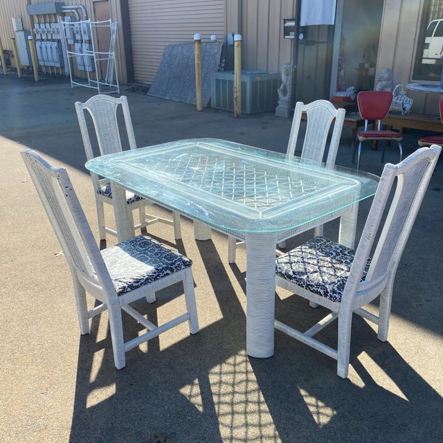 1970s Country White Wicker Dining Set - 5 Pieces For Sale - Image 10 of 10