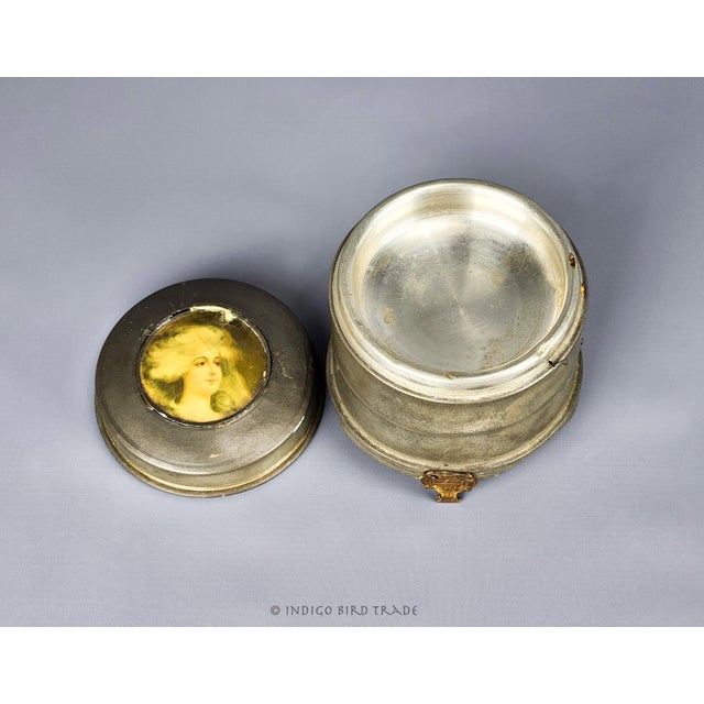 Shabby Chic 1920's French Metal Powder Puff Music Trinket Box For Sale - Image 3 of 6