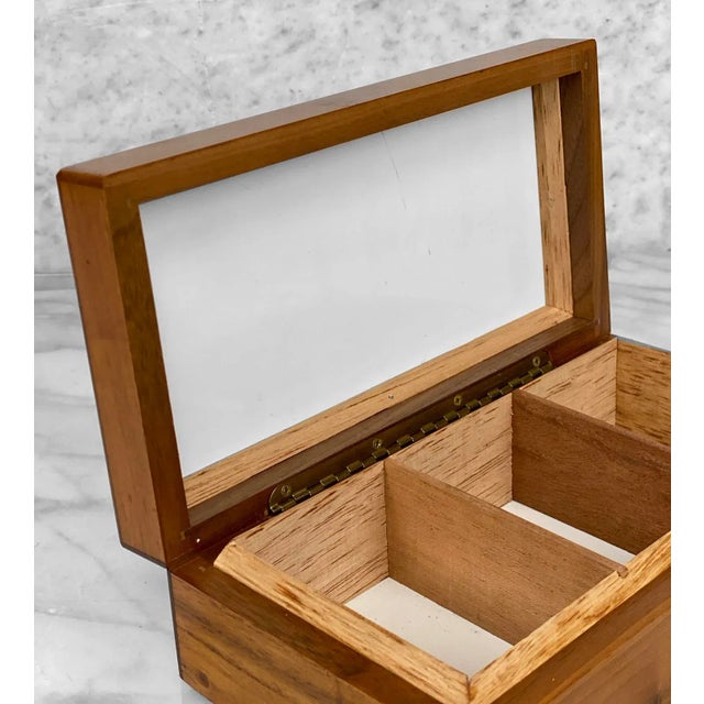 Mid 20th Century Vintage Traditional Teak Storage Dresser Box W/ Milk Glass Interior For Sale - Image 5 of 7