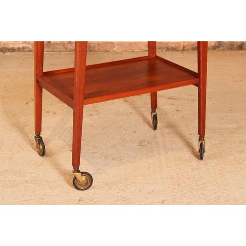 Mid-Century Modern British Glider Teak Serving Trolley with Removable Tray from Paragon, 1960s For Sale - Image 4 of 10