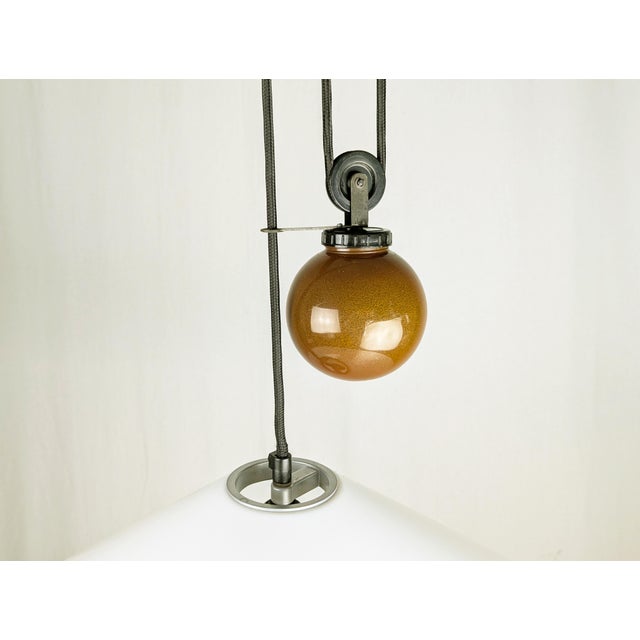 White Plastic and Metal Counterweight Aggregato Pendant Lamp by E. Mari for Artemide, 1978 For Sale - Image 11 of 14