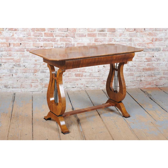 Biedermeier Writing Desk in Walnut, Austria, 1820s For Sale - Image 11 of 14