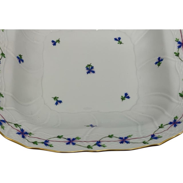Herend Vintage Herend Blue Garland PBG Large Square Fruit Serving Bowl Model 1181 Hungary C. 1980s For Sale - Image 4 of 10