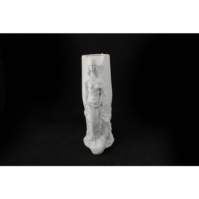 Bisquit Vase with Male and Female Characters, 1890s For Sale - Image 3 of 6