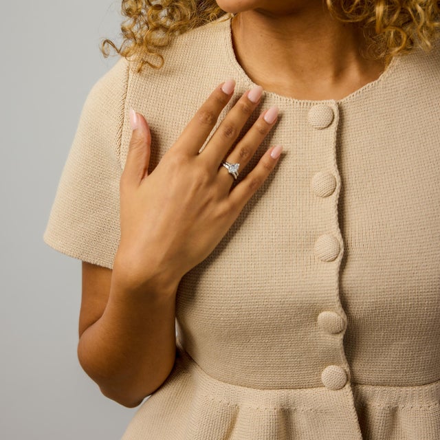 1950s 1950s Mid Century Gia 1.18 Carat Diamond Platinum Wedding Set, Size 5 For Sale - Image 5 of 7