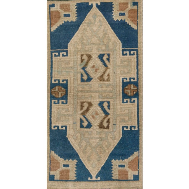 1950s Vintage Turkish Yastik Area Rug, 1'9 X 3'8 For Sale - Image 4 of 5