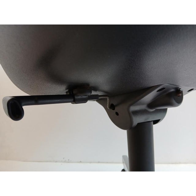 Executive Chair by Charles Pollock for Knoll Inc. / Knoll International For Sale - Image 14 of 18