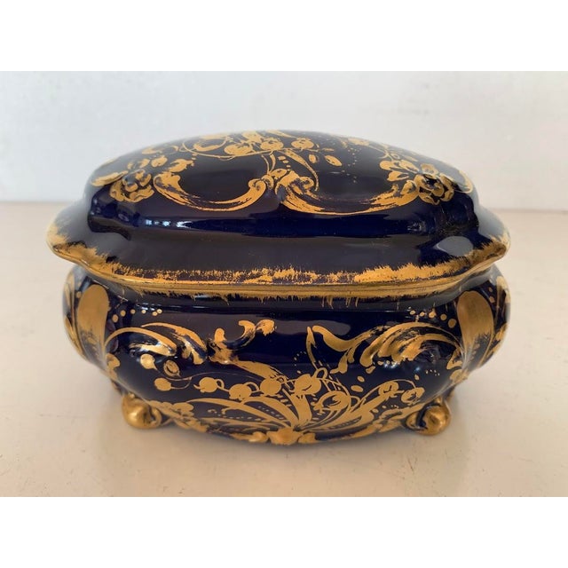 Blue Porcelain Box with Gilt Highlights, 1900s For Sale - Image 4 of 11