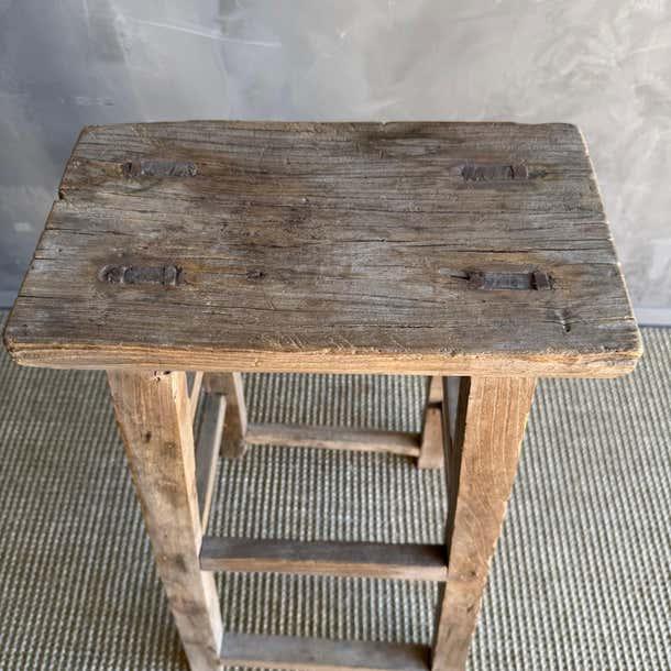 Wood 1950s Vintage Elm Wood Pedestal Organic Modern Style For Sale - Image 7 of 7