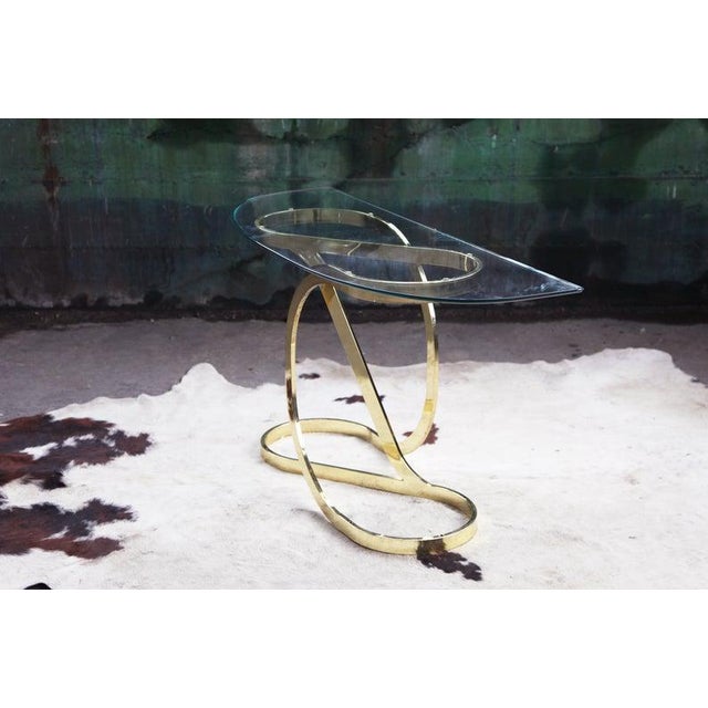 Tan Mid-Century Brass Ribbon Curved Console Table by Milo Baughman Dia, 1970s For Sale - Image 8 of 11
