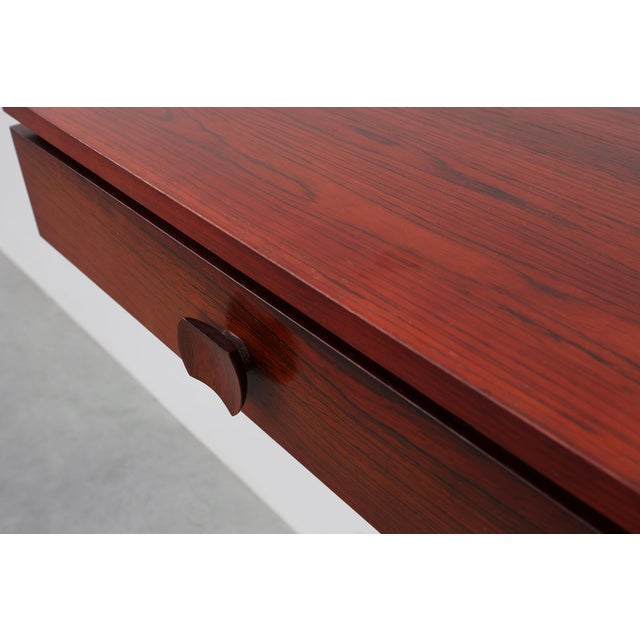 Mid-Century Modern Danish Wall-Mounted Nightstands in Walnut, 1960s, Set of 2 For Sale - Image 11 of 15