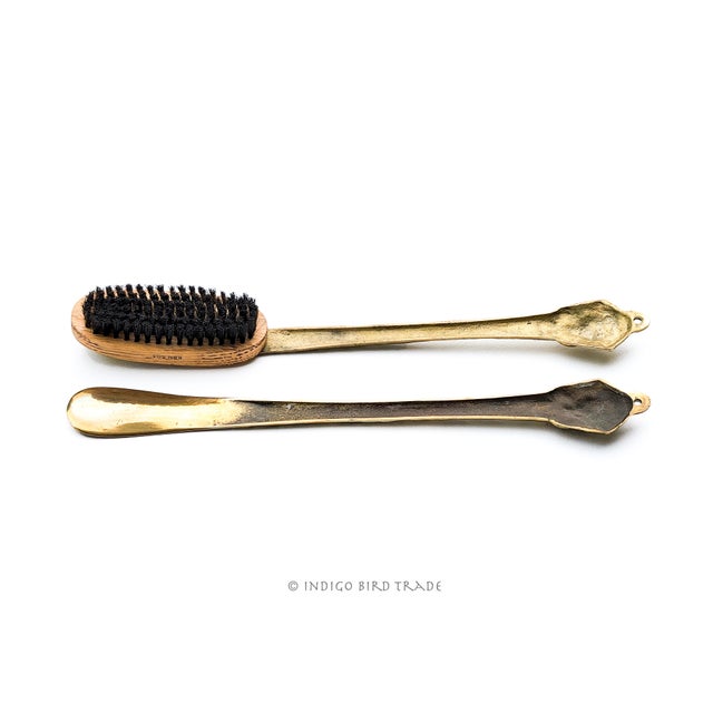 Antique Brass Shoe Horn and Clothing Brush With Lion Handles For Sale In Greenville, SC - Image 6 of 8