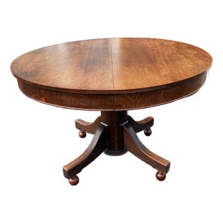 Antique Art & Craft Regency Style Tiger Oak Extendsion Round Dining Table With 4 Leaves For Sale