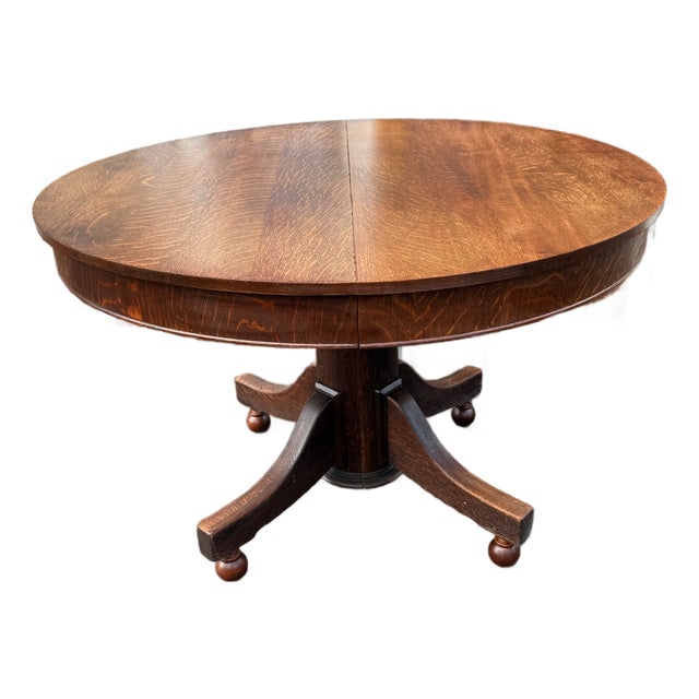 Antique Art & Craft Regency Style Tiger Oak Extendsion Round Dining Table With 4 Leaves For Sale