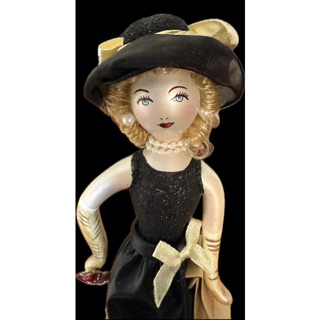 Very Rare Vintage Soffieria De Carlini Mouth-Blown Glass Christmas Ornament Parisian Lady For Sale - Image 4 of 4