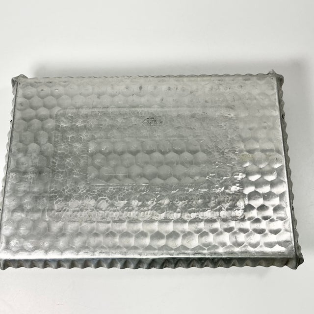 1950s Vintage Boho Chic Arts & Crafts Hand Wrought Etched Aluminum Serving Tray For Sale - Image 11 of 13