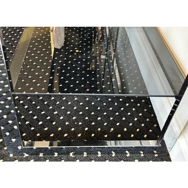 Milo Baughman Matched Pair 1970s Chrome & Smoked-Glass Etageres 74″h – Milo Baughman Style – Estate Fresh For Sale - Image 4 of 15