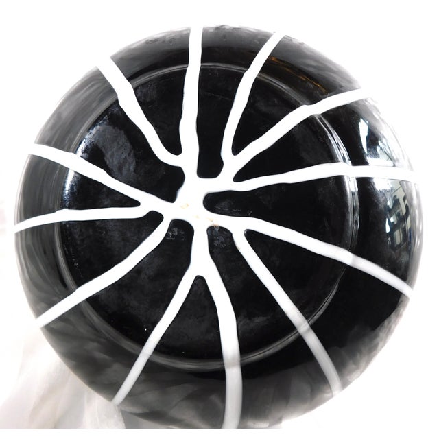 1970s Very Large Black and White Glass Vase From Poland # 26618 For Sale - Image 4 of 5