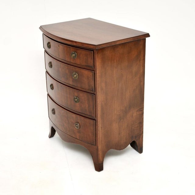 Antique Edwardian Bow-Fronted Chest of Drawers, 1890 For Sale - Image 4 of 12