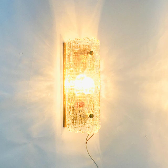 Mid-Century Modern Scandinavian Glass and Brass Sconce by Carl Fagerlund for Orrefors, Sweden, 1960s For Sale - Image 6 of 11