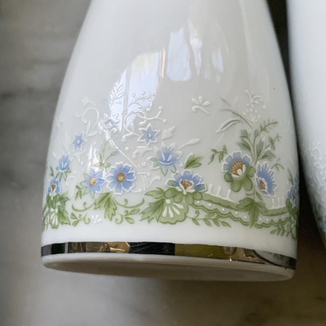 Ceramic Vintage Noritake Bone China Floral Dee Salt and Pepper For Sale - Image 7 of 8