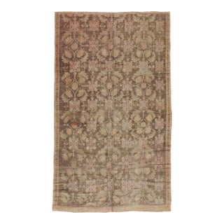 Galerie Shabab Collection Mid-20th Century Turkish Anatolian Accent Rug For Sale