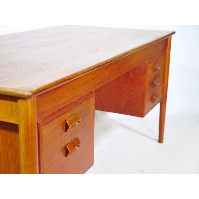 Brown Mid-Century Modern Teak Desk by Børge Mogensen for Søborg Møbelfabrik, 1960s For Sale - Image 8 of 16