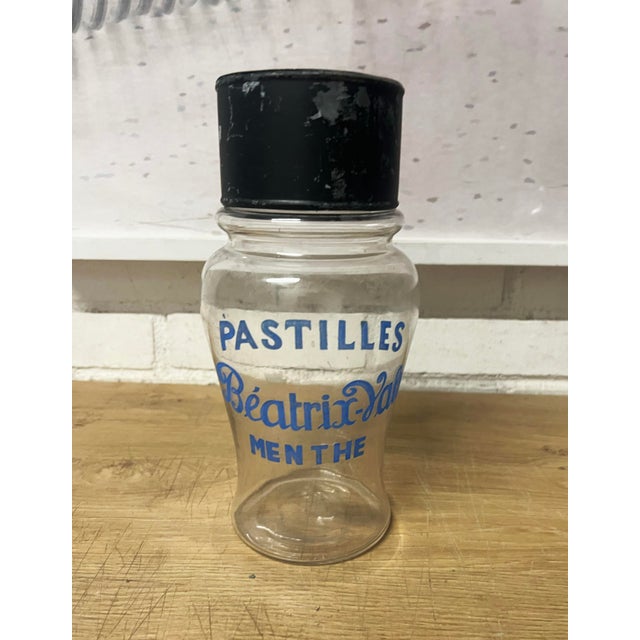 Set of 4 French Antique -Pastilles Beatrix,Vals -Apothecary/Candy Store Jars. For Sale In New York - Image 6 of 6