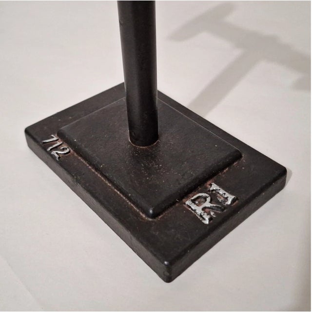 Mid-Century Modern Vintage MCM Metal Arrow Bookends Cast Iron Gold Archery Decor For Sale - Image 3 of 4