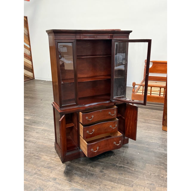 Late 20th Century Mahogany China Cabinet For Sale - Image 9 of 12
