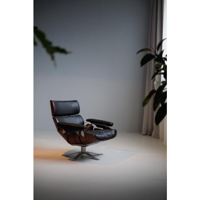 Modern Lounge Chair attributed to Carlo Hauner, 1980s For Sale - Image 3 of 7