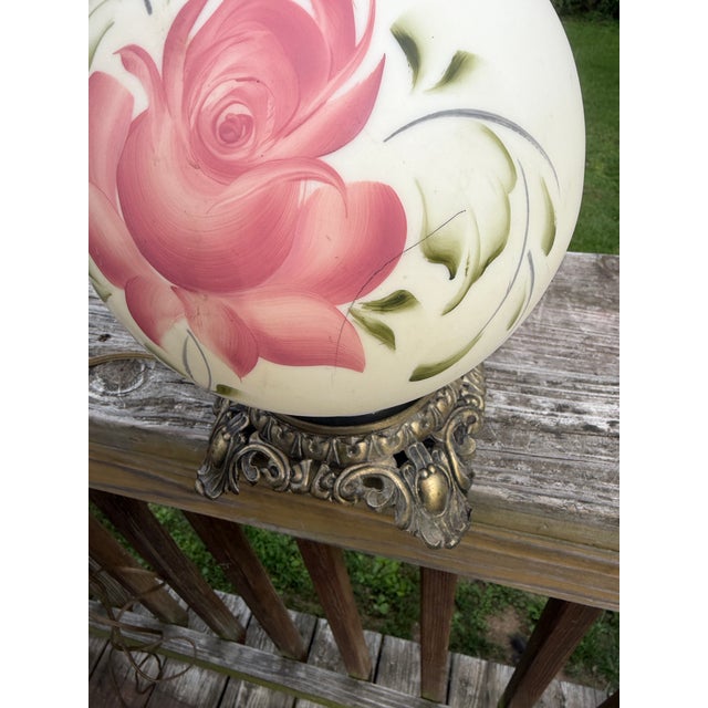 Shabby Chic Vintage "Gone With the Wind” Hurricane Parlor Lamp Double Globe Pink Roses For Sale - Image 3 of 11