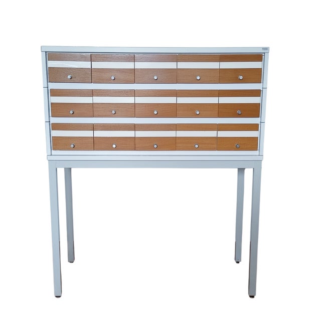 1960s Mid-Century French Oak and White Lacquered Metal Filing Cabinet by G. Borgeaud, 1960s For Sale - Image 5 of 5