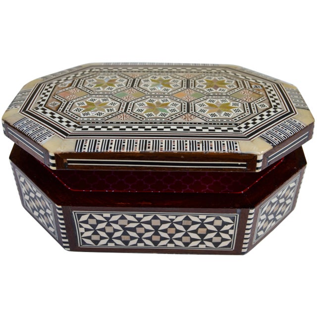 Mid 20th Century Moorish Mother-Of-Pearl Box For Sale - Image 5 of 10