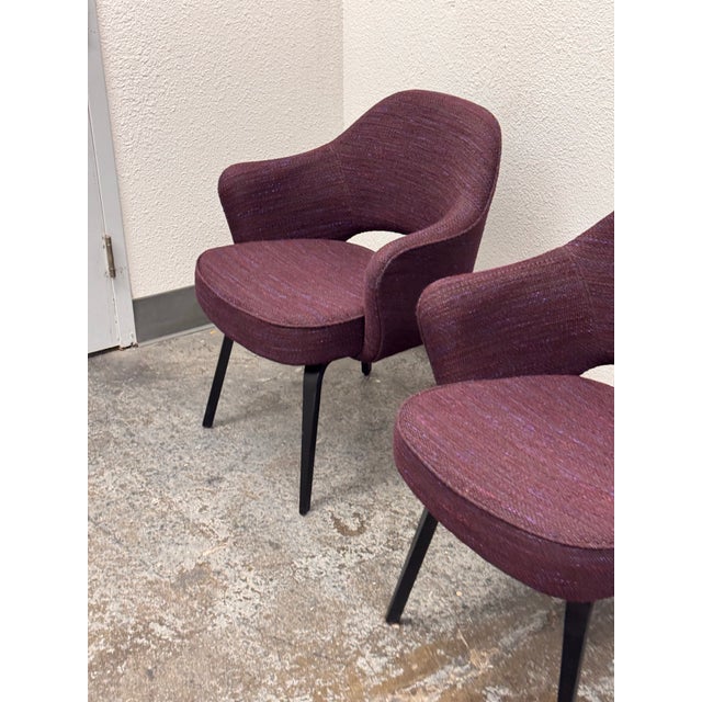 Eero Saarinen for Knoll Studio Aubergine Executive Armchairs, Pair For Sale - Image 10 of 12