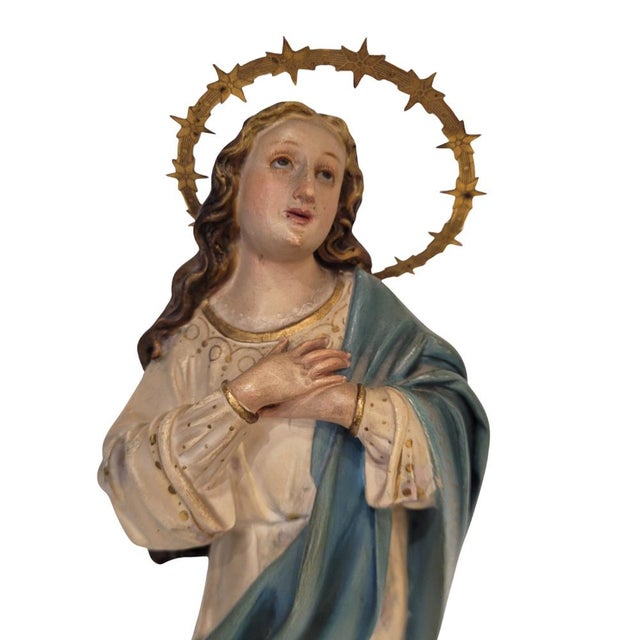Sculpture of the Virgin Mary Immaculate Conception, Olot School, 20th century – Girona, Catalonia Material: Wood pulp...