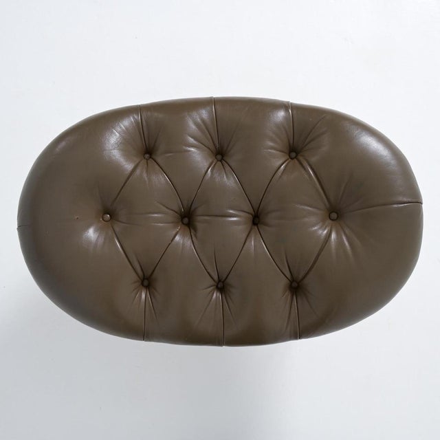 F592 Ottoman in Leather by Geoffrey Harcourt for Artifort, 1960s For Sale - Image 10 of 18