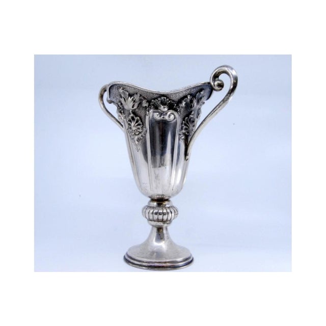 Vase in Embossed Silver with Shells, Garlands, Fluting and Openwork Handles For Sale - Image 3 of 10