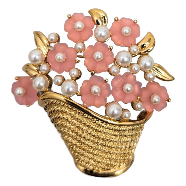 Vintage 1980s Signed Napier Pink Rhinestone Flowers & Faux-Pearls in a Basket Brooch For Sale