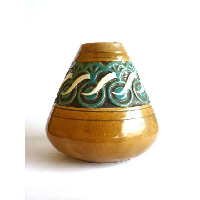 Excellent condiction, just a restore at the edge (look the picture). This piece has an attribution mark, I am sure that it...