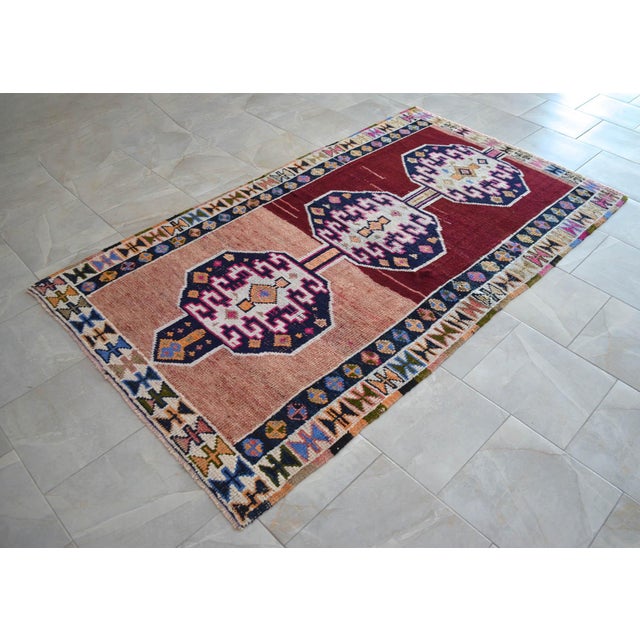 Vintage Hand Knotted Rug Ethnic Kurdish Rug - 4′8″ X 8′ For Sale - Image 4 of 13