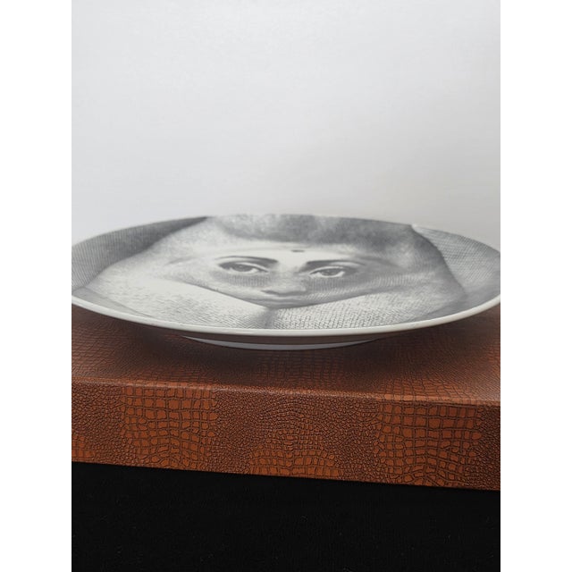 Black Mid-Century Tema E Variazioni Fornasetti #218 Plate For Sale - Image 8 of 10