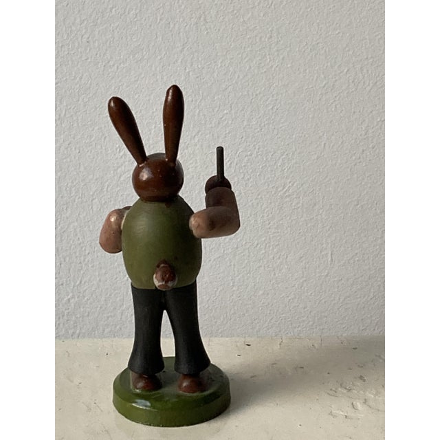 Several manufacturers from the Ore Mountains produce traditional wooden rabbit music boxes. These rabbit music boxes are...
